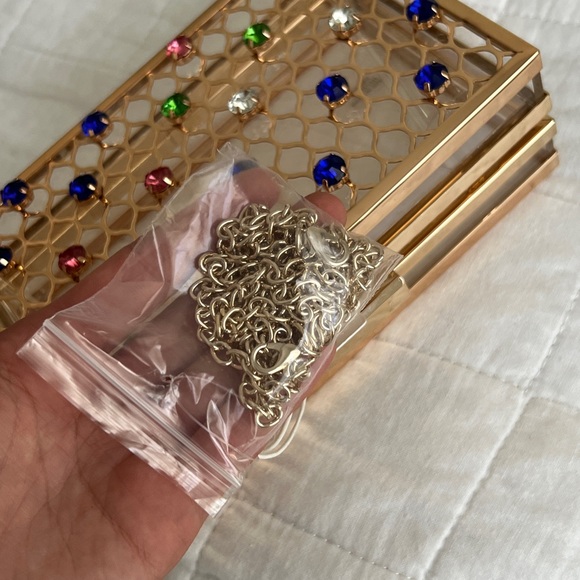 Gold clutch with gems - Picture 5 of 9